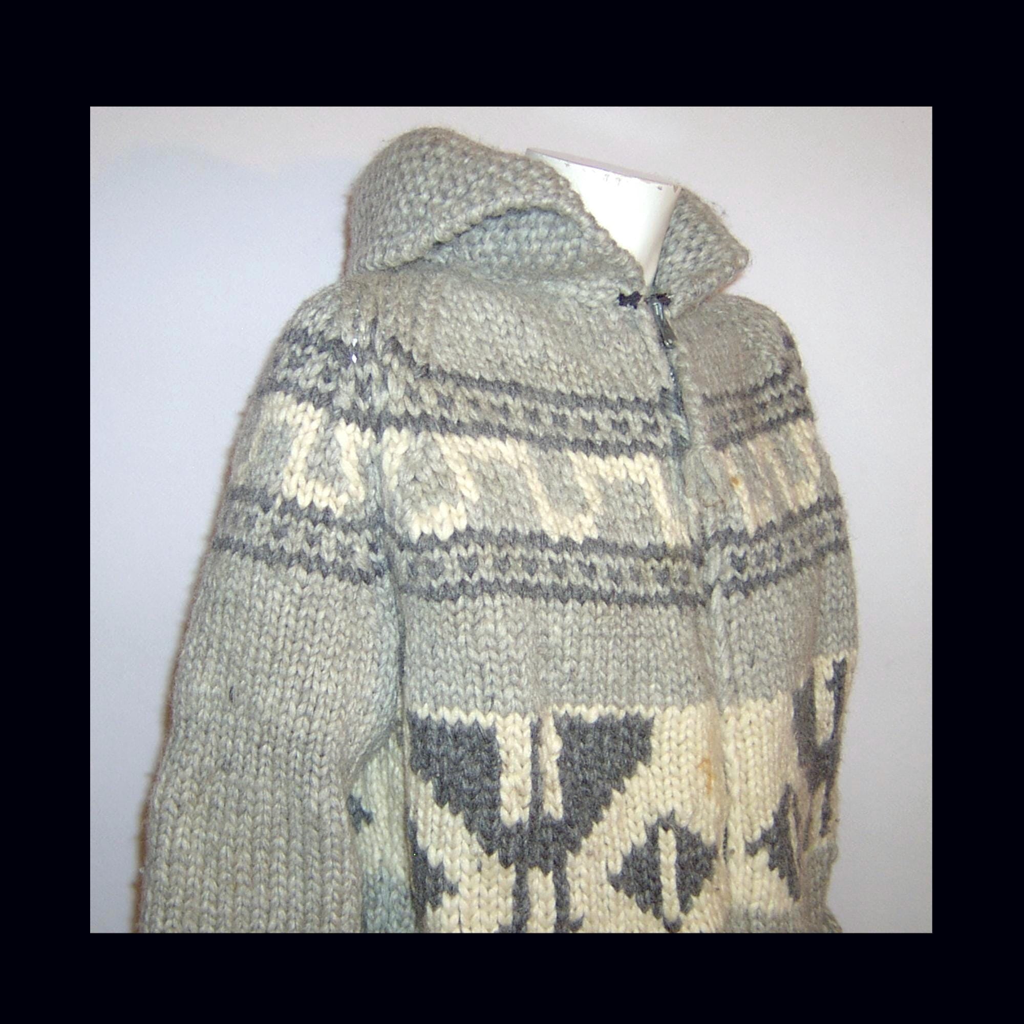 S - Cowichan Zip up Sweater With Pockets, Hand Knit Sheeps Wool