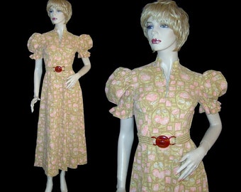 Small Medium - 1930s cotton dress - medallion print - long floral w puff sleeves - Depression era Made in Canada