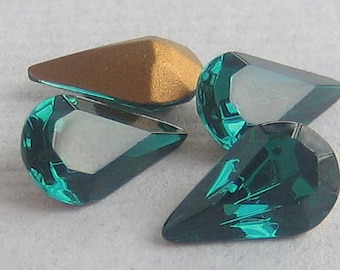 13x7.8 mm Swarovski Emerald Green Pear Teardrop Rhinestone Qty 4 TTC