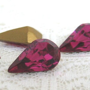 13x7.8 Pear Swarovski Rhinestone Fuchsia Pink Teardrop Qty 4