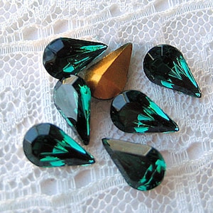 10x6 Swarovski Glass Emerald Green Pear Rhinestone Quantity 12 TTC image 1