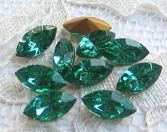 10x5 mm Navette Swarovski Rhinestone Light Emerald Green Qty 10