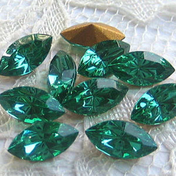 10x5 mm Navette Swarovski Rhinestone Light Emerald Green Qty 10