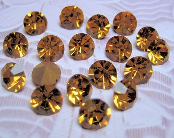 SS30 Preciosa Topaz Round Rhinestone Quantity 18