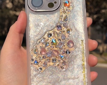 Handmade Cream Glue Glitter Phone Case – Gold Rhinestone Crystal Design, 3D Luxury Sparkle Aesthetic, Bling iPhone Gift for Her.