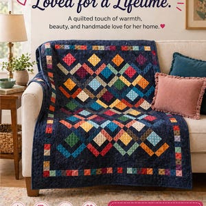 Puede incluir: Una colcha acolchada azul marino con un patrón geométrico de diamantes coloridos en tonos de rojo, naranja, amarillo, verde y azul. La manta está sobre un sofá blanco con cojines decorativos. El texto dice "Handmade with Heart. Loved for a Lifetime."