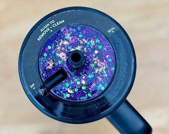 Purple Glitter Tumbler Lid Topper, Resin Straw Topper with Gold Flakes, Compatible with BrüMate Era, Cup Accessory, Gift for Her