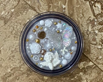 Angel Aesthetic YETI Tumbler Topper | Fits 26oz 30oz 35oz 42oz Yeti w/ Straw | Pearl & Gold Glitter Cup Charm | Coquette Angel Lid Decor