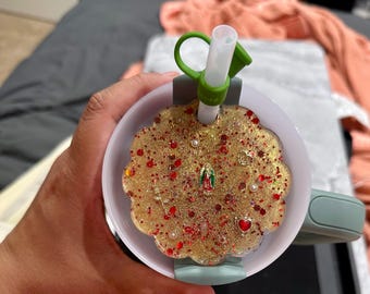 Virgen de Guadalupe Topper made to fit Stanley Lid – Gold Glitter Catholic Resin, 40oz