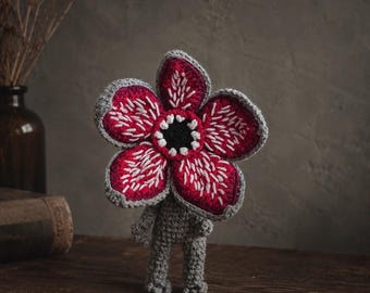 Weird Flower Creature Bag Charm – Handmade Crochet Monster Companion for Bags, Cars & Indie Decor