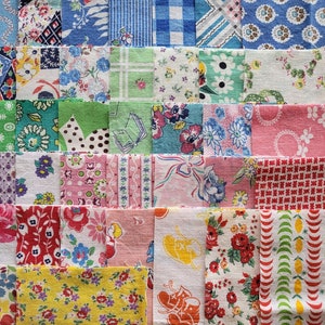 Vintage Feedsack Assorted print & color small size scrap pieces. FREE SHIPPING immagine 6