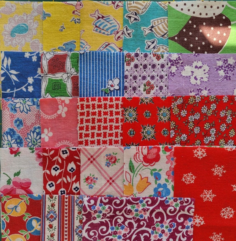 Vintage Feedsack Assorted print & color small size scrap pieces. FREE SHIPPING immagine 4