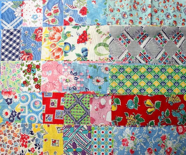 Vintage Feedsack Assorted print & color small size scrap pieces. FREE SHIPPING immagine 9