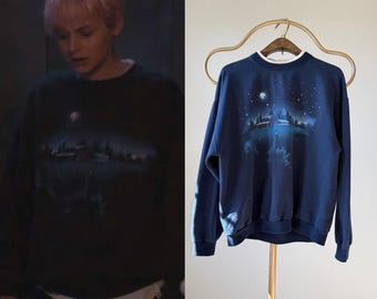 Vintage Night Sky Murder End World Rhinestone Farm Scene Sweatshirt | L/XL
