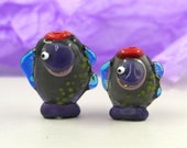 Lampwork beads fish beads , Murano glass , grey purple 35 mm flamework hand blown sra ocean life bead set of two
