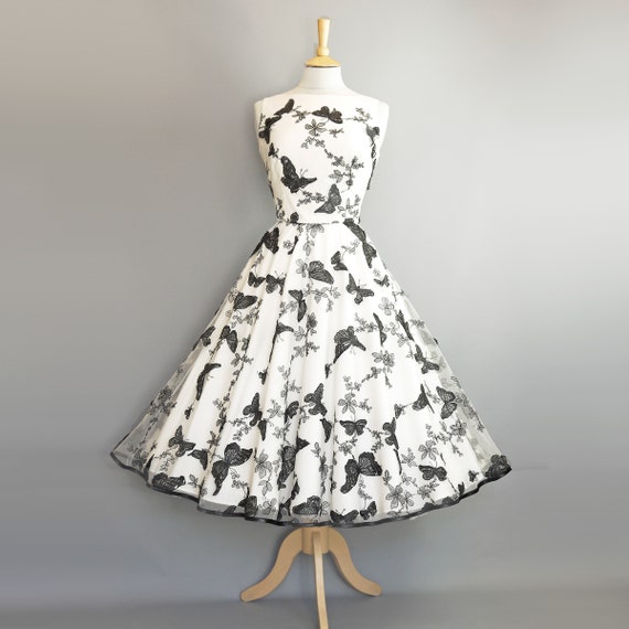 one mile black dress Milena Shoulder Crepe Maxi / | MESHKI Size:M petite Matte Satin A-Line Wedding 19.08.2024 and a full tiered