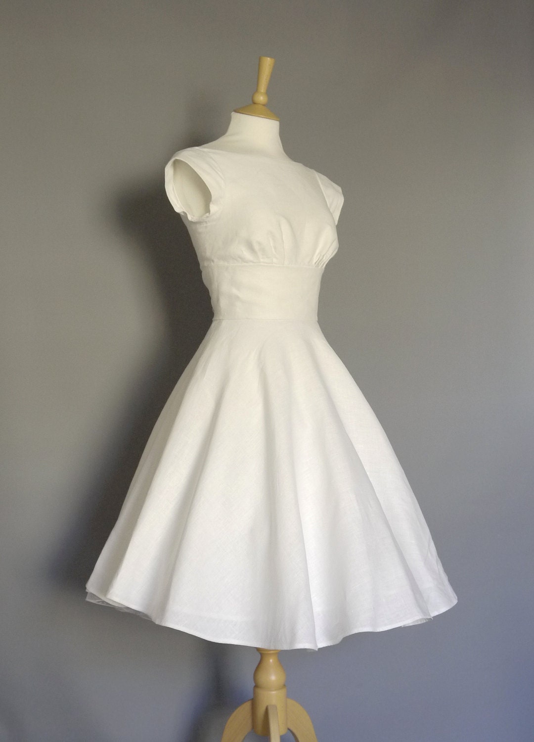 white 50s dress 1950s Halterneck Satin Floral Lace Vivien of Holloway bust 35.5 (89cm) A-Line Cocktail Dresses 1950s Dress