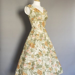 Vintage Blush Floral Cotton Sweetheart Tea Dress with Cap Sleeves & Tea Length Flared Skirt Made by Dig For Victory image 3