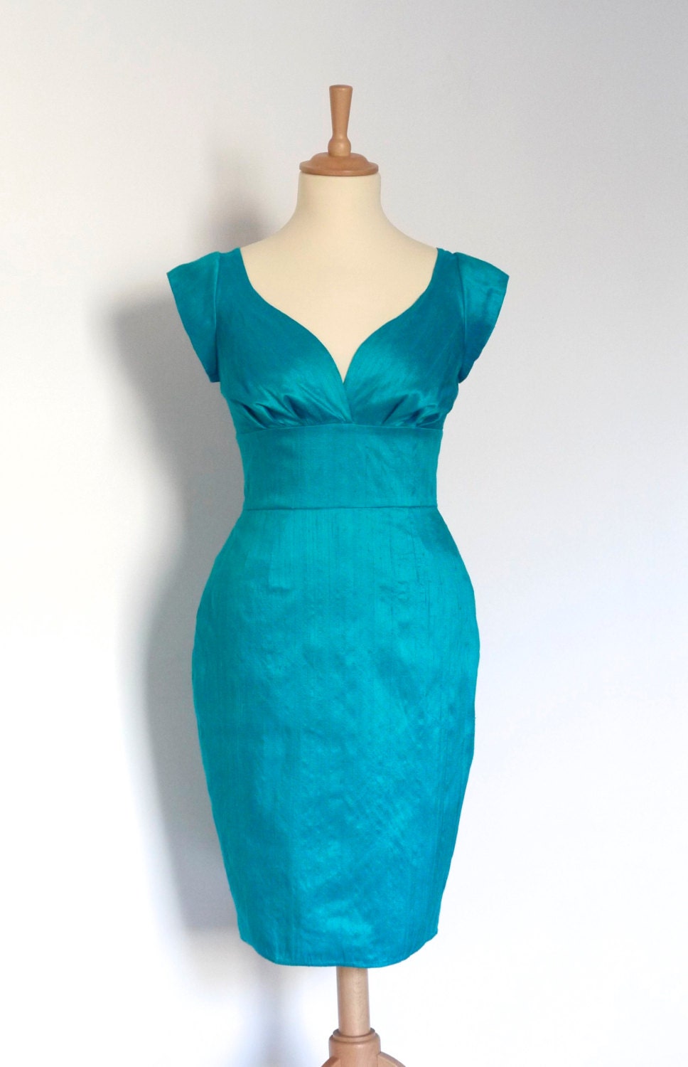 Image of Size Uk  | Us -/Eu  - Peacock Blue Silk Dupion Sweetheart Bodice Pencil Dress Made By Dig For Victory