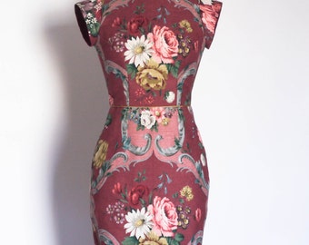 UK Size 8 Burgundy Sanderson Floral Darted Bodice Pencil Dress - Made by Dig For Victory