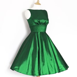 Emerald Green Taffeta Boat Neck Dress With 1950s Full Circle Skirt Made ...
