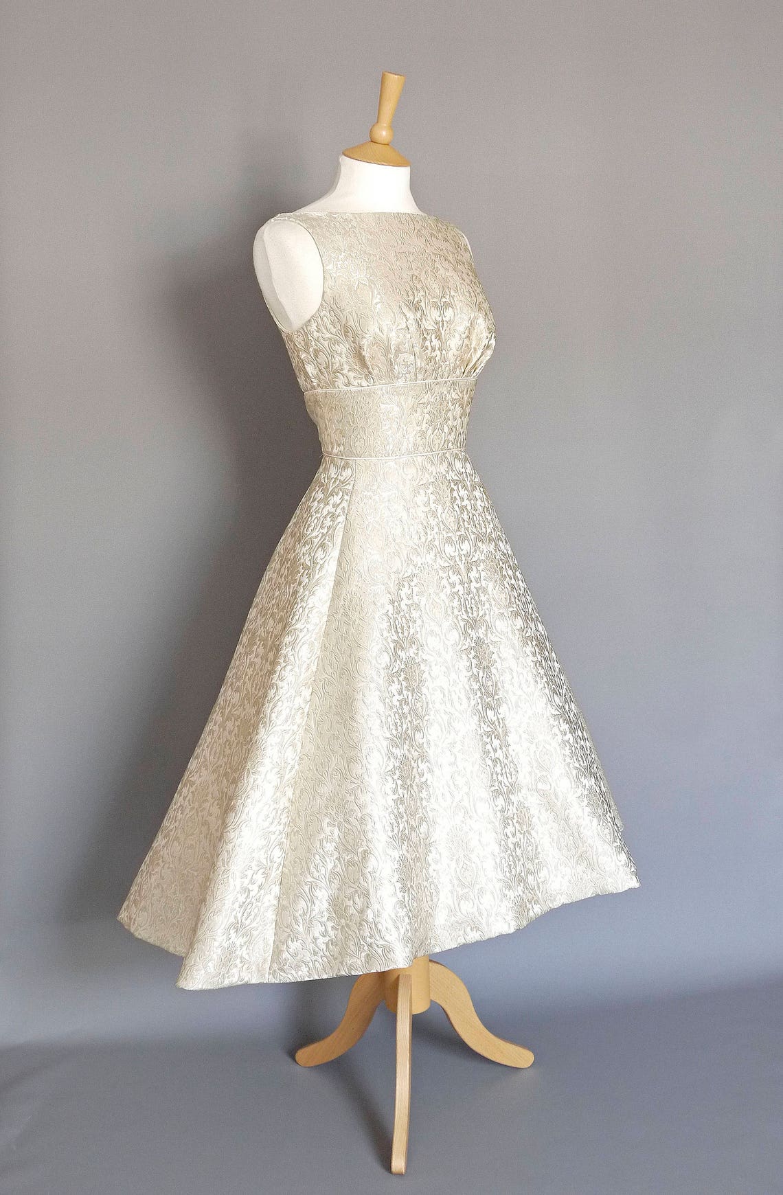 Silver and Pearl Brocade Tiffany Wedding Dress With Dipped Hem - Etsy