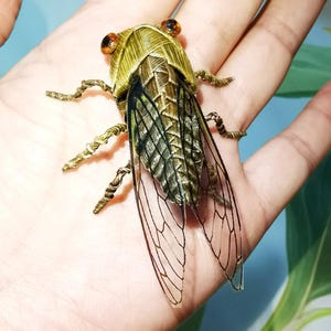 Handwoven Straw Cicada | Chinese Folk Art | Intangible Cultural Heritage | Summer Symbol Decor | Eco-Friendly Insect Sculpture
