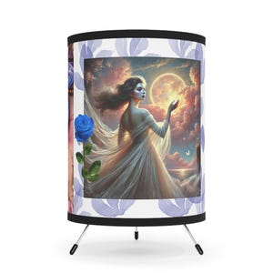 Tripod Lamp with High-Res Printed Shade, US\CA plug