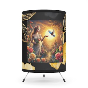 Tripod Lamp with High-Res Printed Shade, US\CA plug