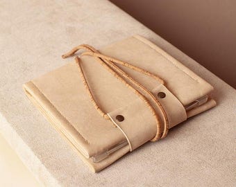 Custodia Kindle Oasis in pelle vegana fatta a mano: cinturino in sughero, custodia protettiva