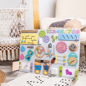 Tableau Occupé Montessori personnalisé, Tableau sensoriel, Mur sensoriel, Jouets pour tout-petits, Jouets bébé garçon fille, Cadeau de 1er anniversaire, Tableau d'activités en bois