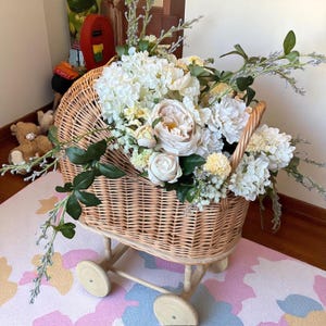 Rieten kinderwagen, duwspeelgoed voor peutermeisjes, natuurlijke rieten mand speelgoed, poppenwagen, kinderdagverblijf speelgoed voor kinderen, rieten poppenwagen, kamerdecor