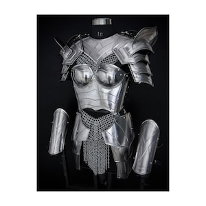 Handcrafted Women&#39;s Knight Armor Set: Chainmail & Plate - LARP Cosplay