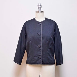 VINTAGE 1950s/60s MAJESTIC Black Wool Crepe Cropped Dress Suit Jacket Top Size S
