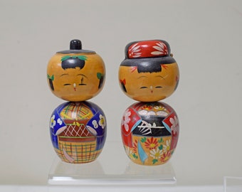 Set of 2 ~ Vintage Japanese Traditional Kokeshi Wood Painted Peg Dolls