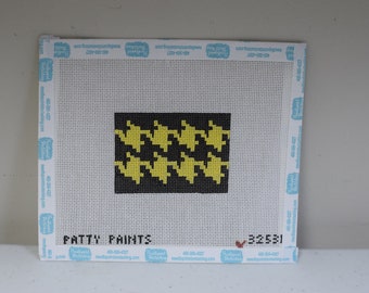 PATTY PAINTS Black Yellow Houndstooth Hand Painted Needlepoint Canvas 3 x 2