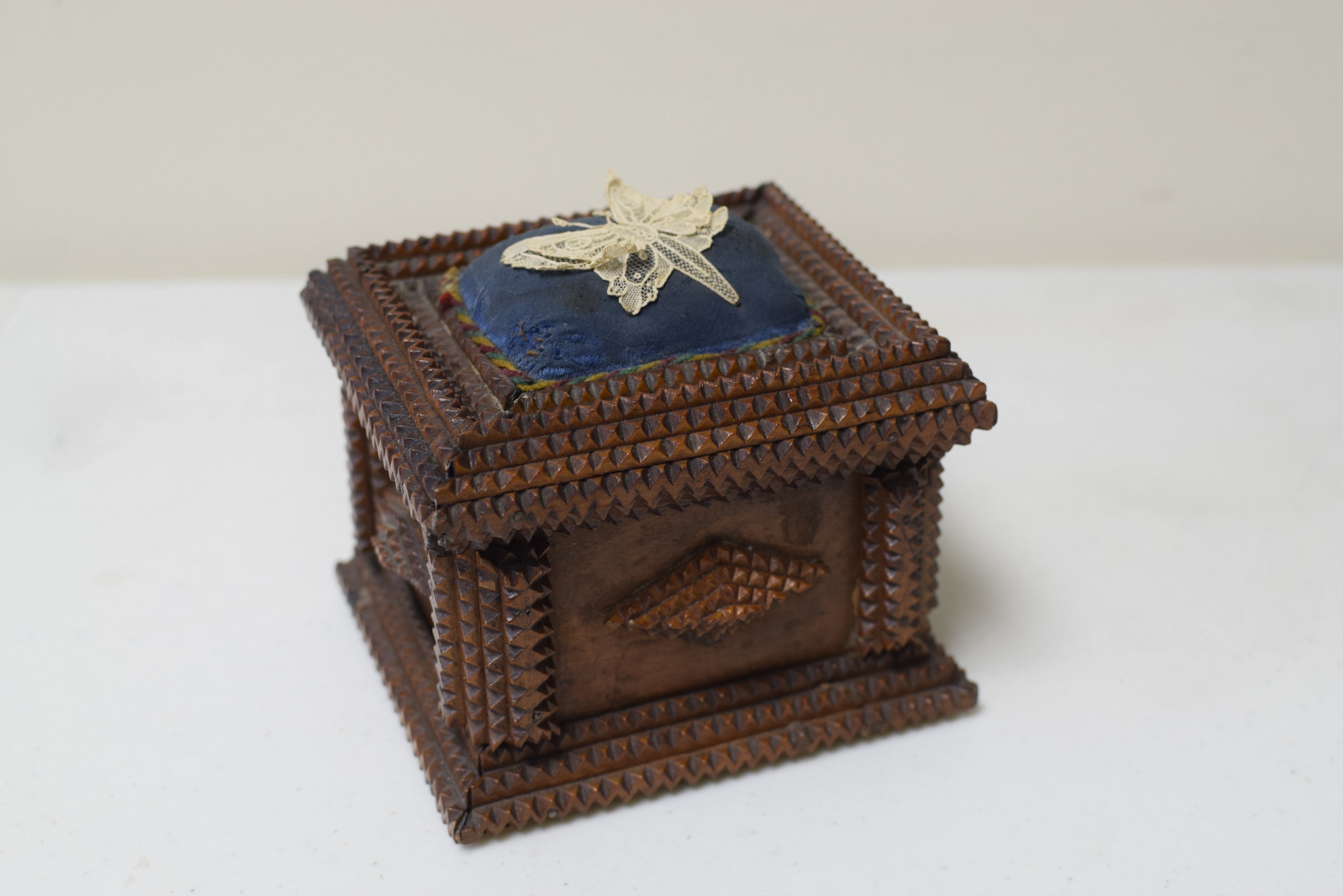 Antique Primitive Tramp Art Wood Wooden Sewing Box W/ Pin Cushion Lace Butterfly