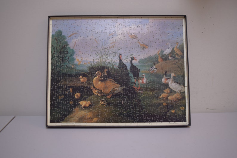 OPTIMAGO Wood Jigsaw Puzzle Decorative Fowl Round a Lake wDucks /& Ducklings