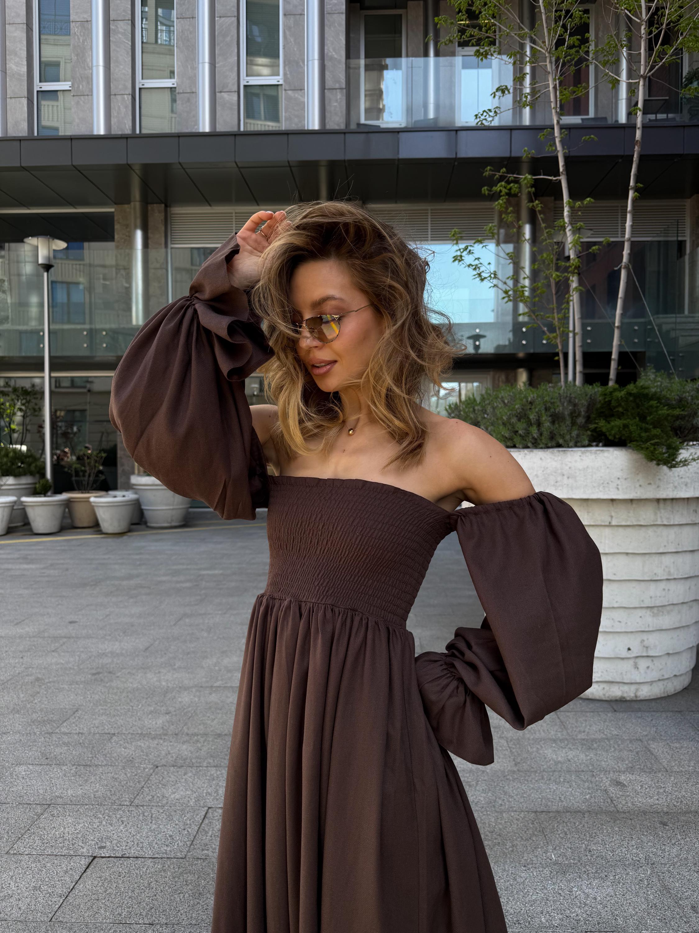 empire waist formal dress Glittery Short Sleeves Evening with V-Neck Color:Brick Red Monitor_publish:2024-05-31 00:07 So hot in this