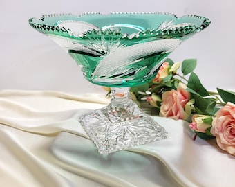 Vintage Emerald Green Cut to Clear Crystal Pedestal Bowl – Large Footed Centerpiece Dish