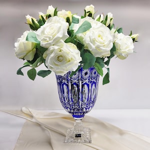 Lausitzer Cobalt Blue Crystal Vase – Hand Cut, 28,5 cm Tall, Elegant German Luxury