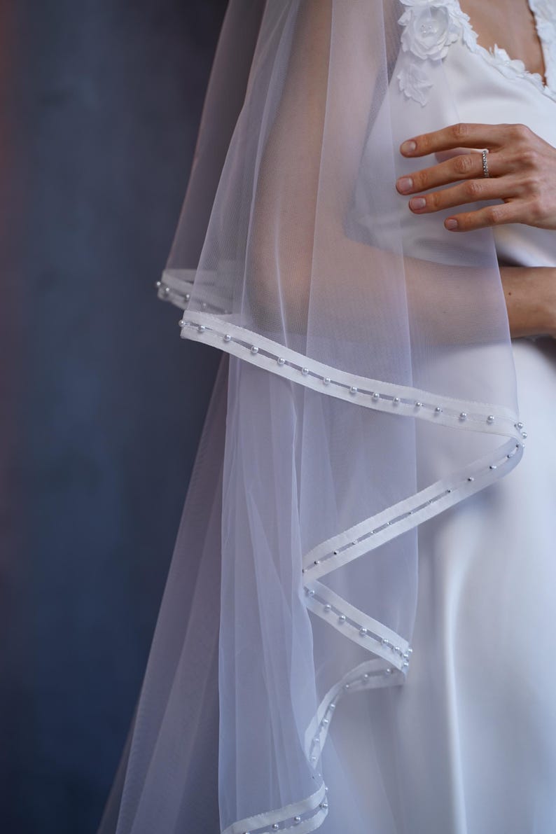 Blusher veil with Pearl Edge, Delicate Charm Full Width Veil, Cathedral Wedding Veil With Velvet Ribbon Edge, Pearl Beaded Bridal Accessory
