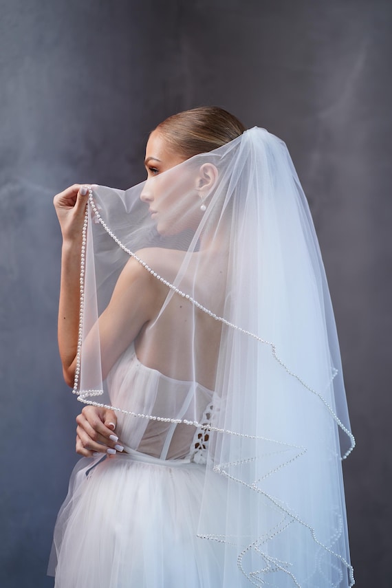 Elegant Pearl Trim Wedding Veil in Soft Italian Tulle  display picture 1