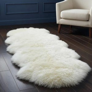 HOUME OAK Genuine Ivory Sheepskin Rug - Fluffy Lambskin Fur
