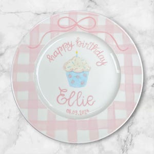 Pink Cupcake Birthday Plate for Girls with Name and Date – Hand Painted Ceramic Dish – Unique Keepsake Gift for Toddler or Baby Girl | P016