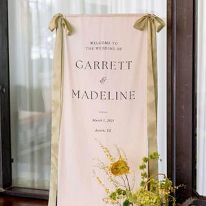 Personalized Linen Wedding Sign, Custom Minimal Welcome Sign, Fabric Welcome Sign, Wedding Decoration, Custom Fabric Wedding Sign with Stand
