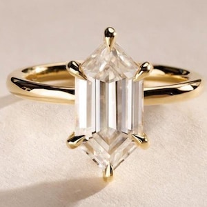 3 CT Elongated Dutch Marquise Cut Moissanite Engagement Ring Unique Dutch Marquise Shape 14K Solid Gold Solitaire Ring Marquise Cut Ring Her
