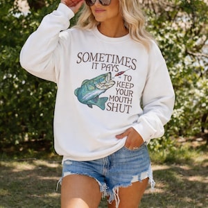 Sometimes It Pays to Keep Your Mouth Shut Sweatshirt | Frog Illustration