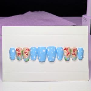 Mushroom Press on Nails