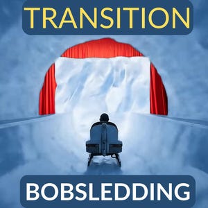 Puede incluir: Un trineo de bobsleigh corre por un túnel nevado hacia una cortina roja. Las palabras "TRANSITION" y "BOBSLEDDING" están en la imagen. La imagen tiene una combinación de colores azul y blanco.